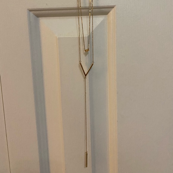 Long necklace - Picture 3 of 3